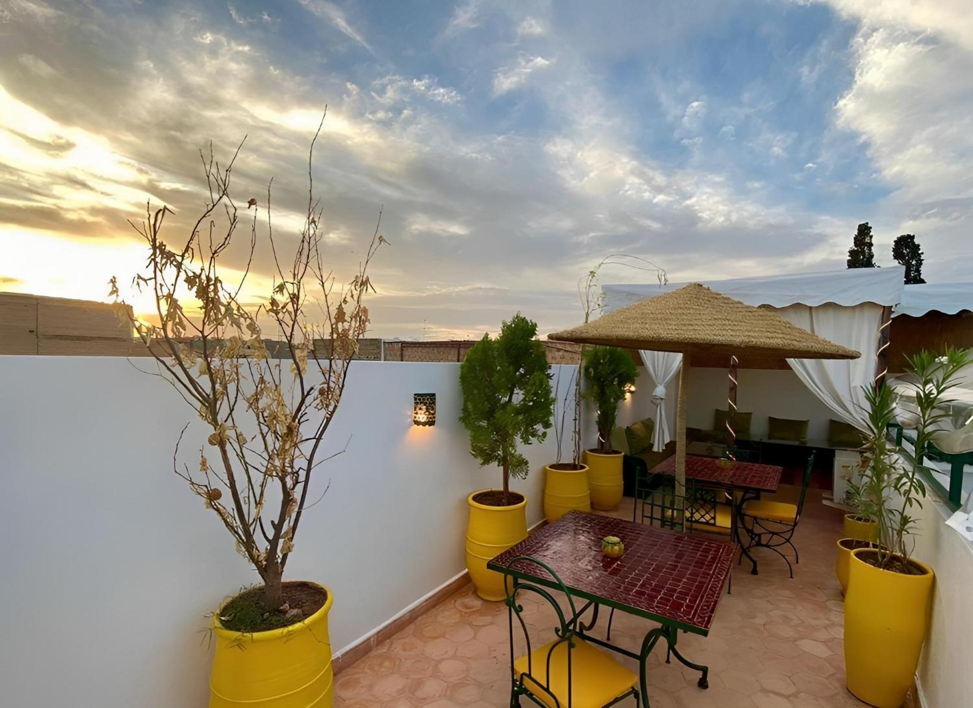Riad Iklil Marrakesh Buitenkant foto